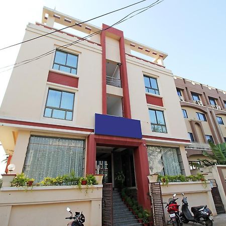 Oyo 7680 Park Lagoon Hotel Puri Exterior photo